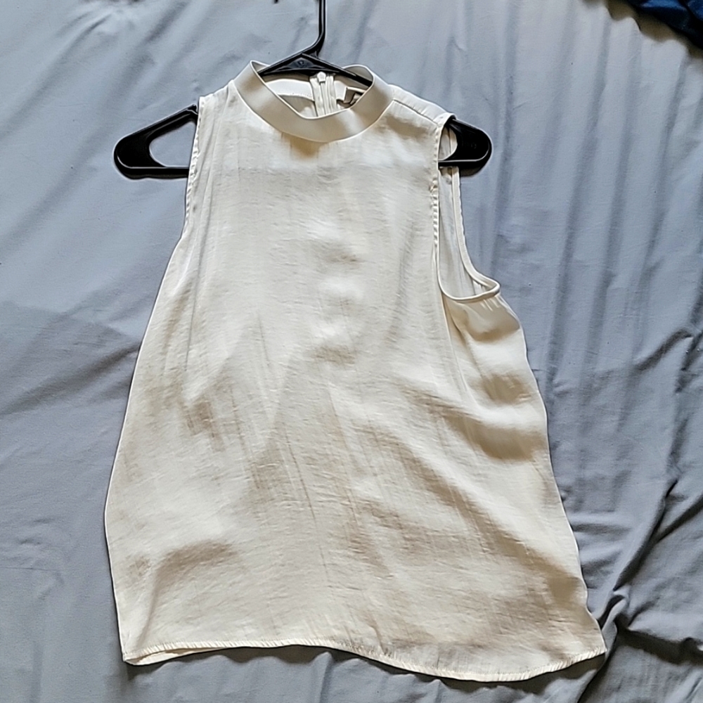 Turtleneck tank